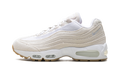 Air Max 95 OG "Levi's Denim - Light Orewood Brown" HM4743 100