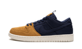 SB Dunk Low "Midnight Navy/Desert Ochre" DX6775 400