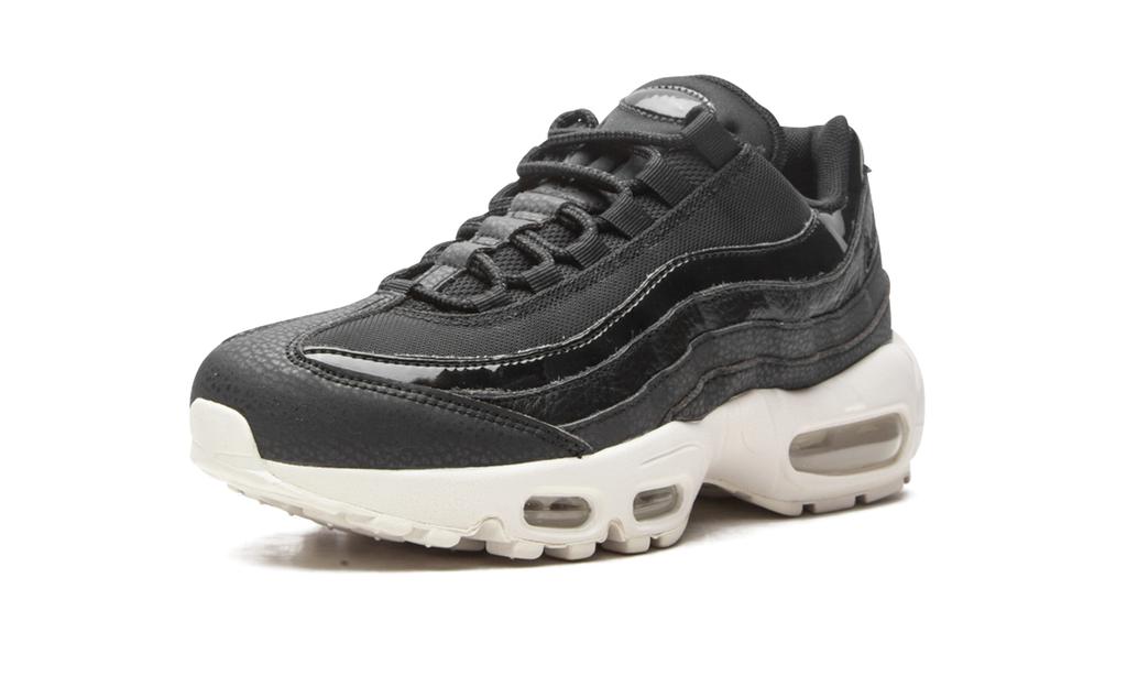 AIR MAX 95 SE MNS WMNS "Black" AQ4138 001