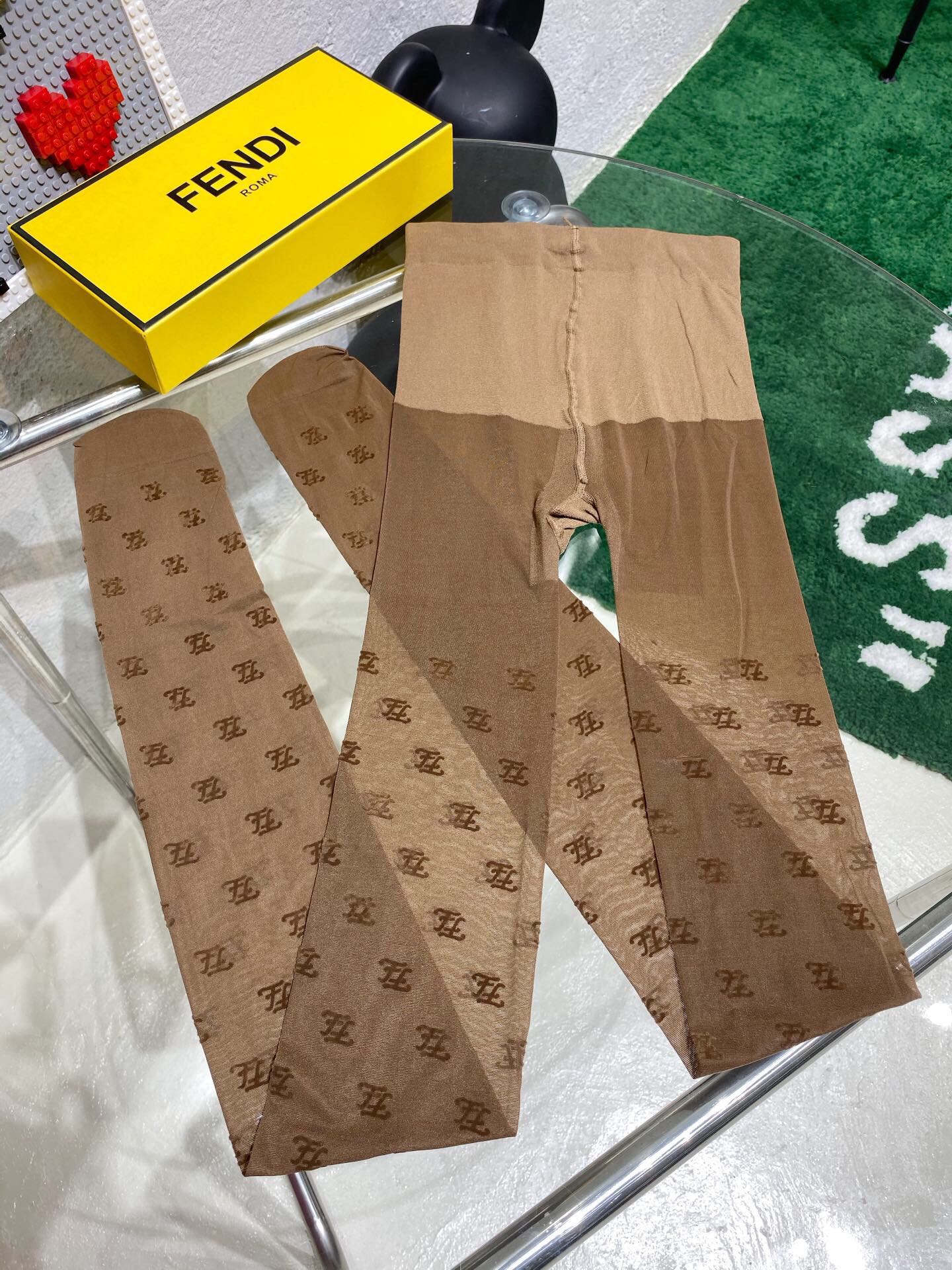 Fendi FF wave-patterned flocked pantyhose