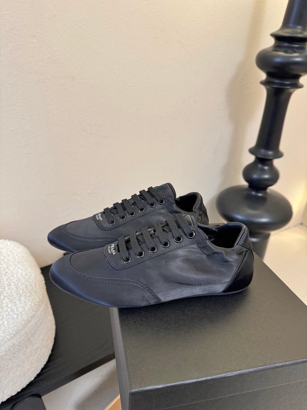 Prada Classic Retro Sneakers – Sport & Casual Style  Black in Sheepskin Fabric 580381