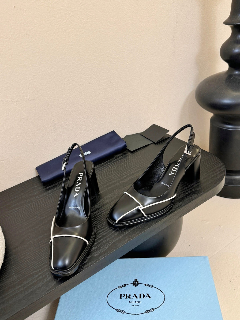 PRADA New Slingback Pumps Black in Goatskin 580377