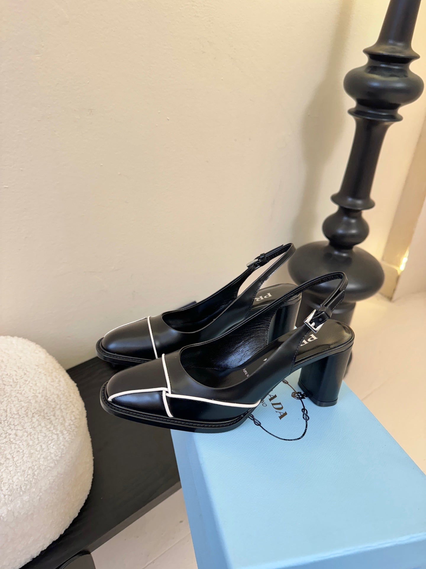 PRADA New Slingback Pumps Black in Goatskin 580377