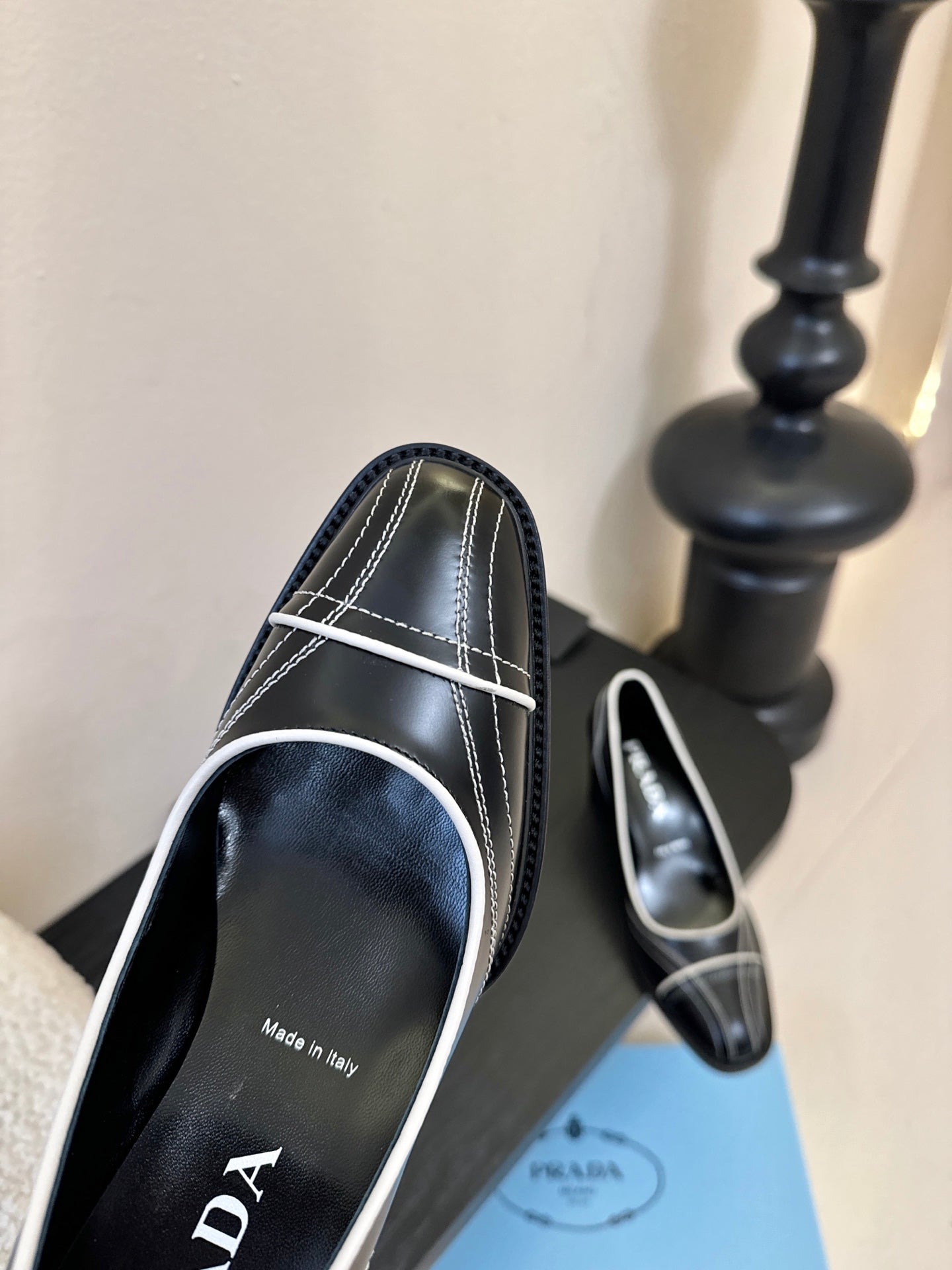 PRADA New Pumps Black in Goatskin 580375