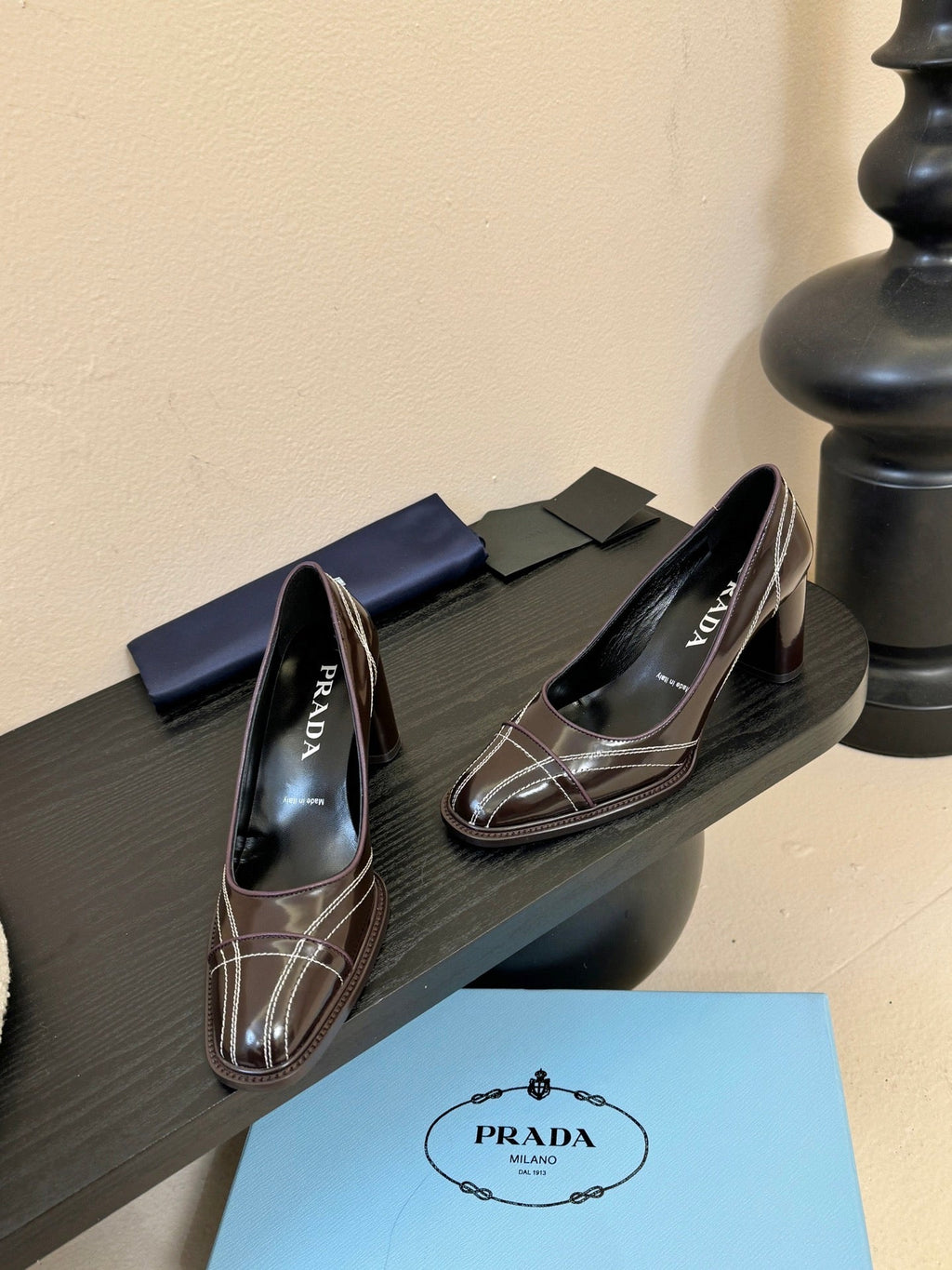 PRADA New Pumps Brown in Goatskin 580373