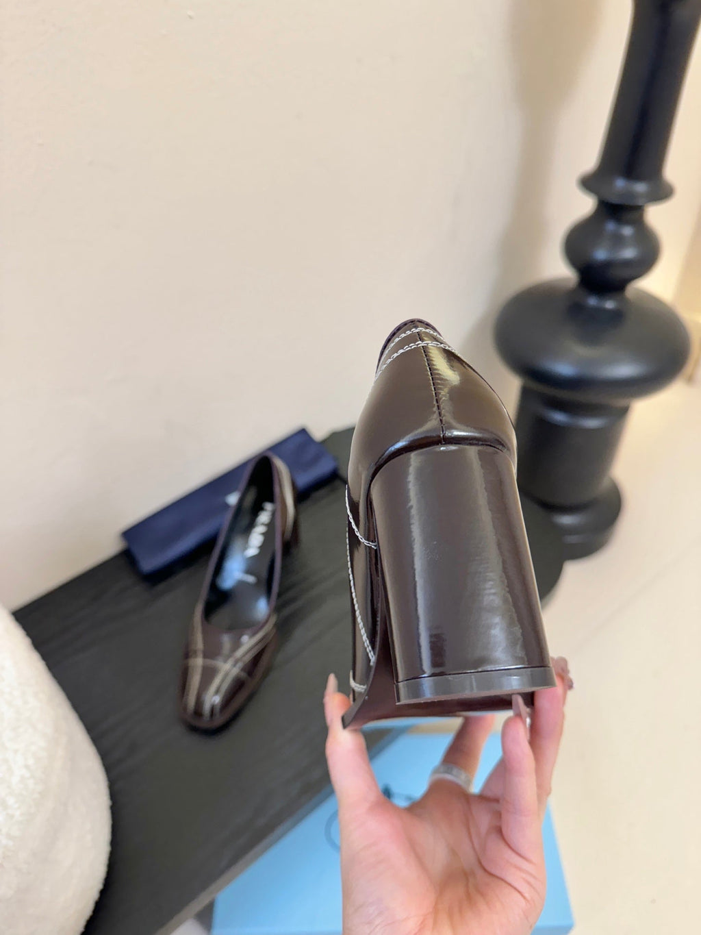 PRADA New Pumps Brown in Goatskin 580373