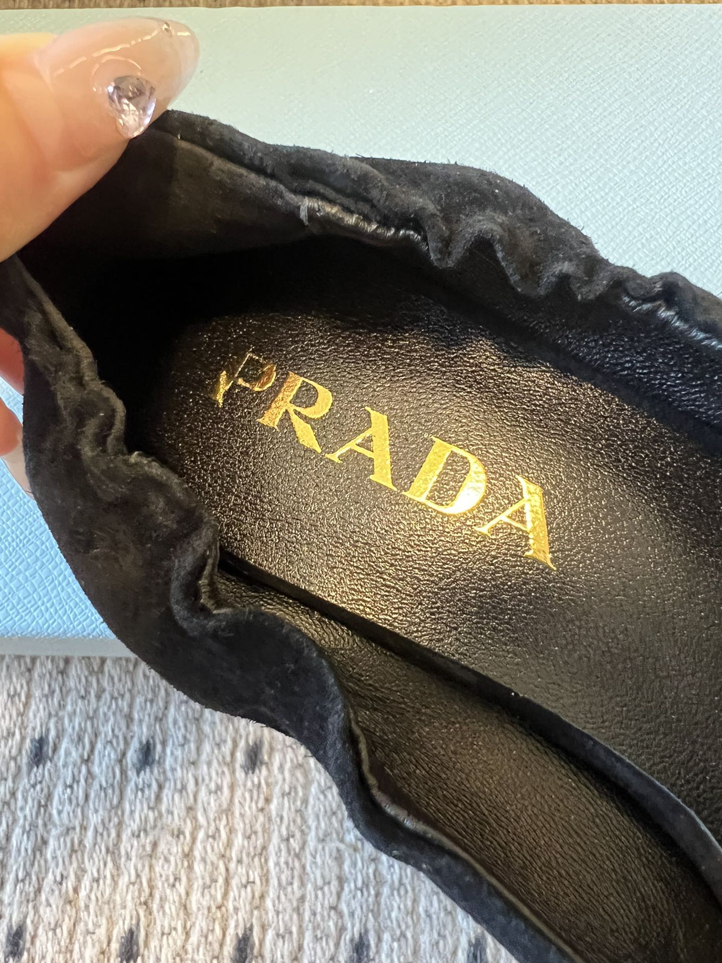 Prada 25ss Black Pointed Toe Low-Cut Heels in Suede 580371