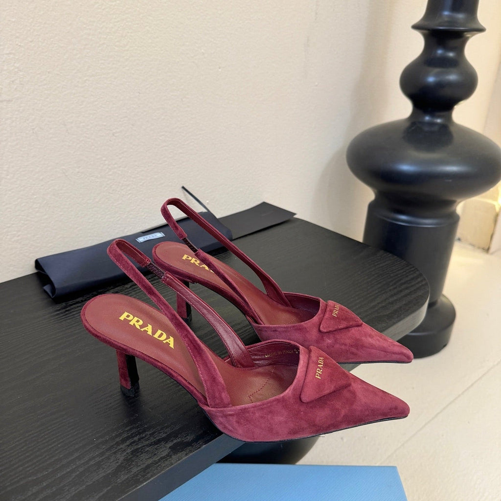PRADA 25ss Retro Burgundy Triangle Logo Pointed Toe Kitten Heel in Lambskin 580368