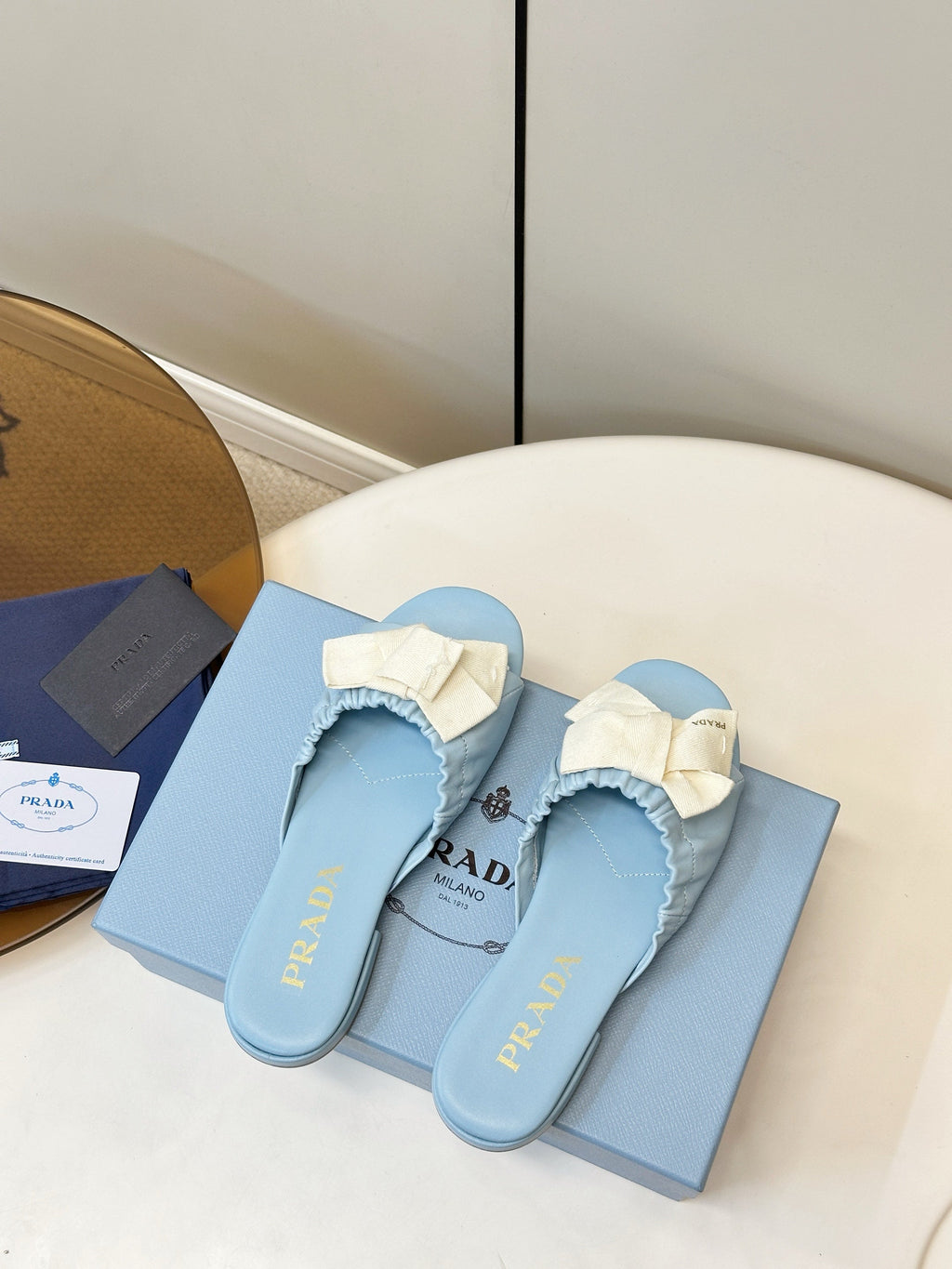 Pra Bow-Tie Stylish Flat Sandals Blue in Lambskin 771277