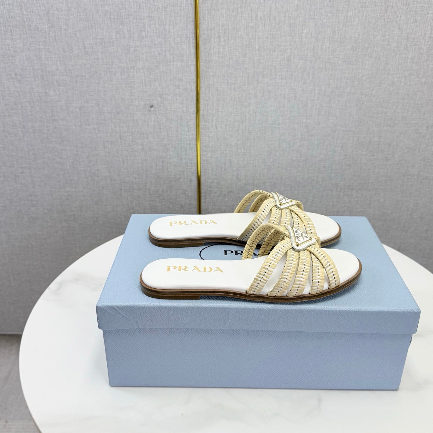 Prad 26ss Logo Slides White Cowhide Leather 904588