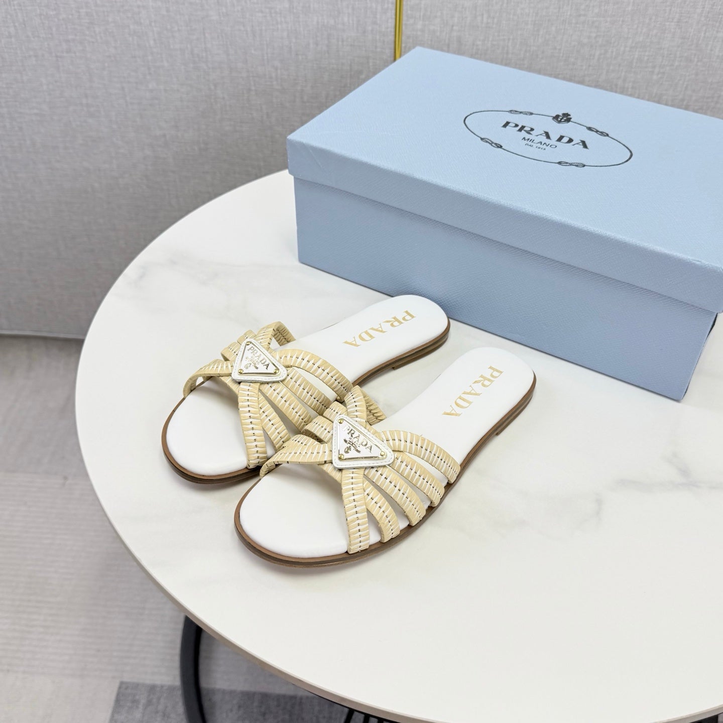 Prad 26ss Logo Slides White Cowhide Leather 904588