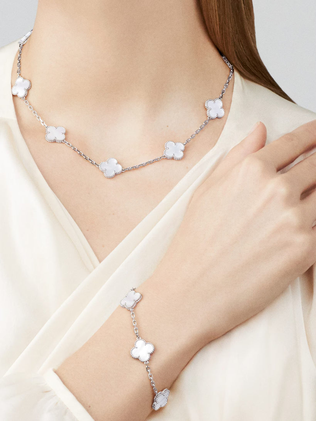 Vintage Alhambra bracelet, 5 motifs, rhodium plated, white mother-of-pearl