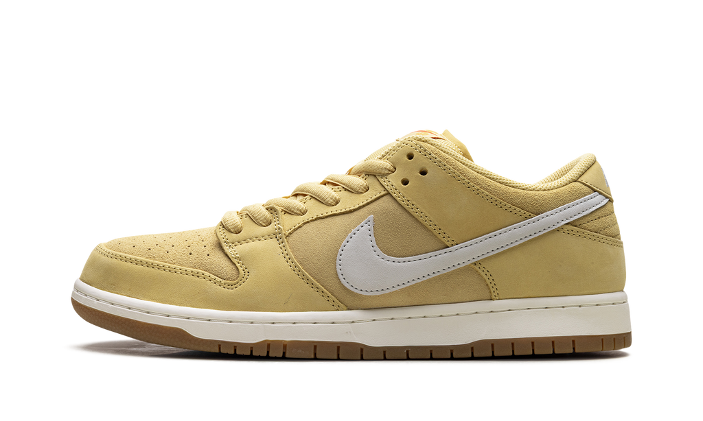 SB Dunk Low "Saturn Gold" FJ1674 700