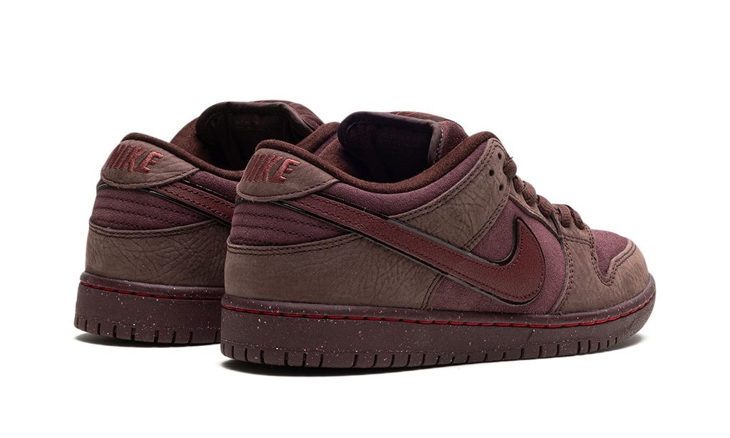 SB Dunk Low "City of Love" FN0619 600