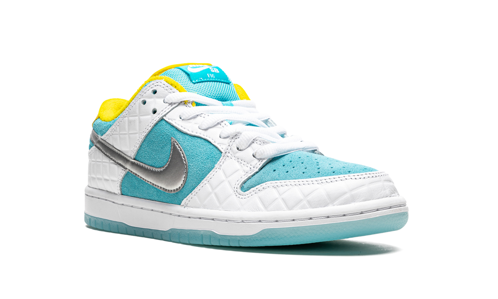 SB Dunk Low "FTC Lagoon Pulse" DH7687 400