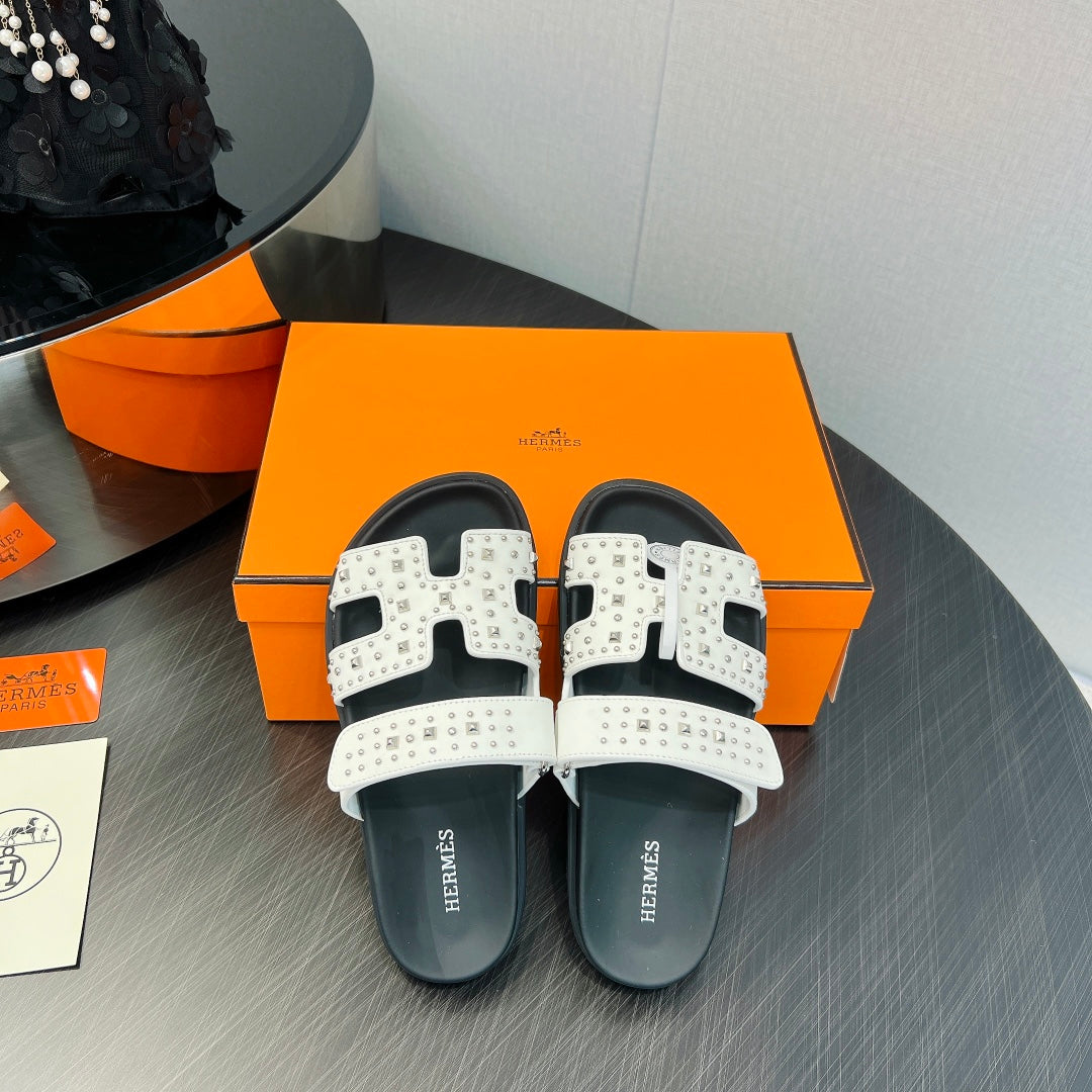 HERMES CHYPRE SANDAL WHITE MIX BLACK CALFSKIN SPECIAL