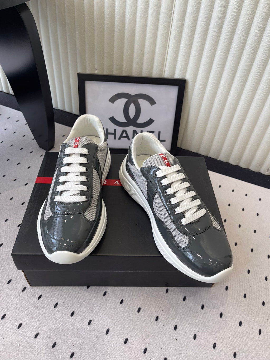 Pra 2025 Sneaker Dark Gray Patent Leather Mesh 554584