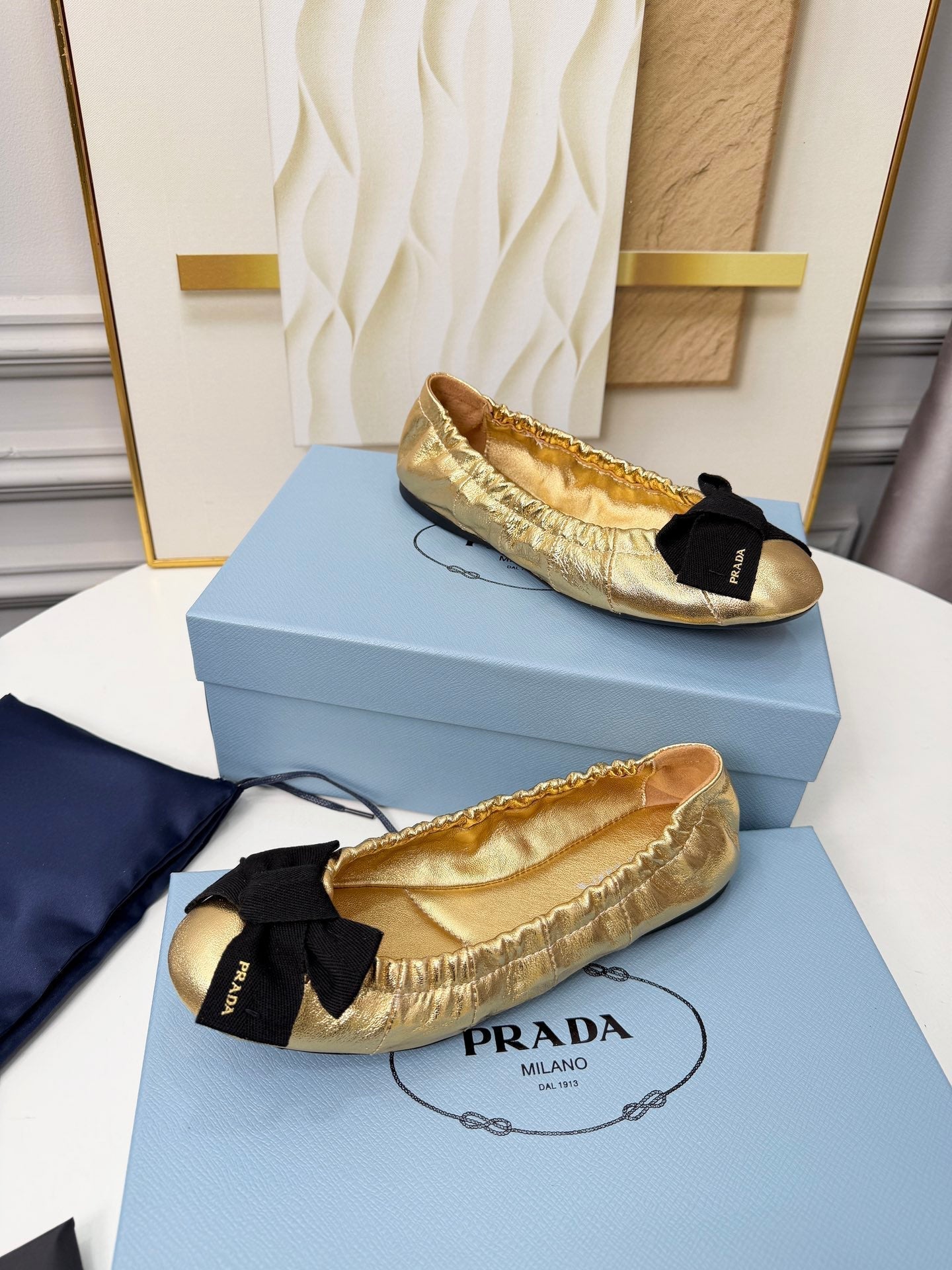 Prada 26s Bow Ballet Flats Gold Metalic Leather 624084