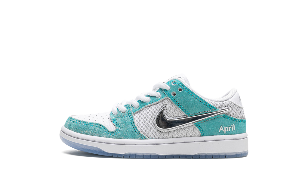 SB Dunk Low Pro QS PS "April Skateboards" FZ6106 300