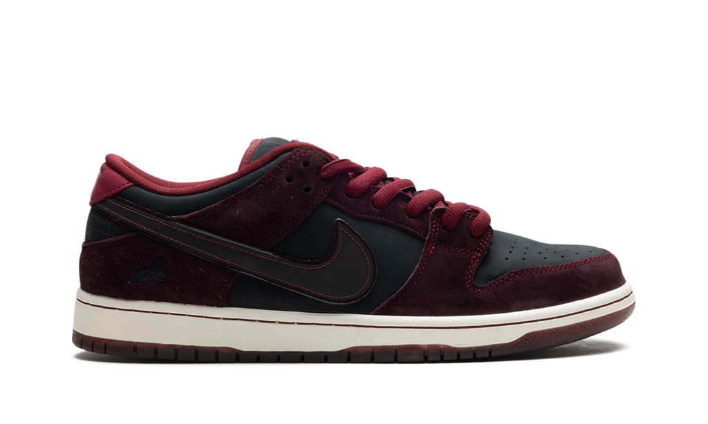 SB Dunk Low "Riot Skateshop Special Box" FZ1289 200 Specialbox