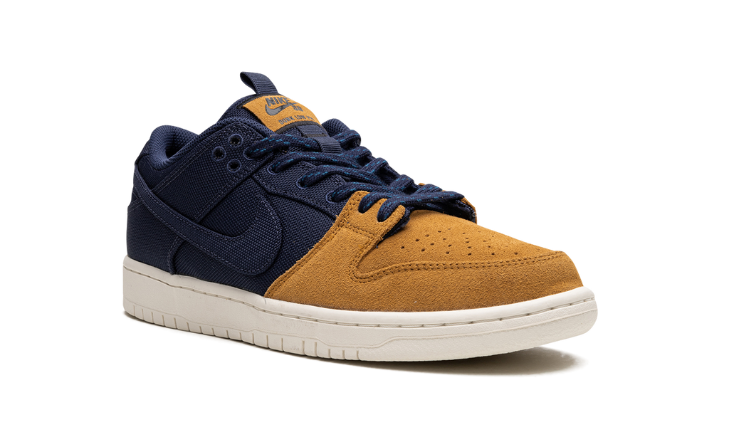 SB Dunk Low "Midnight Navy/Desert Ochre" DX6775 400