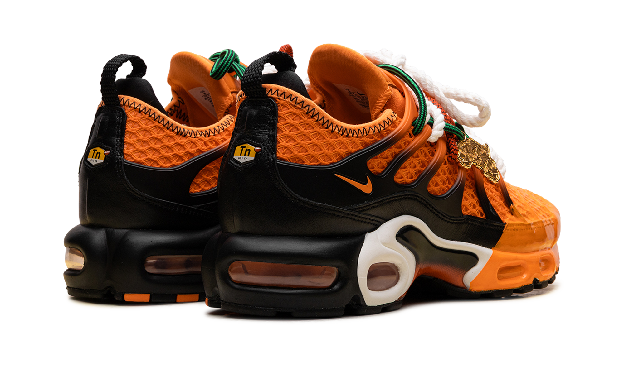 Air Max Plus "Homecoming Safety Orange" IM4960 800
