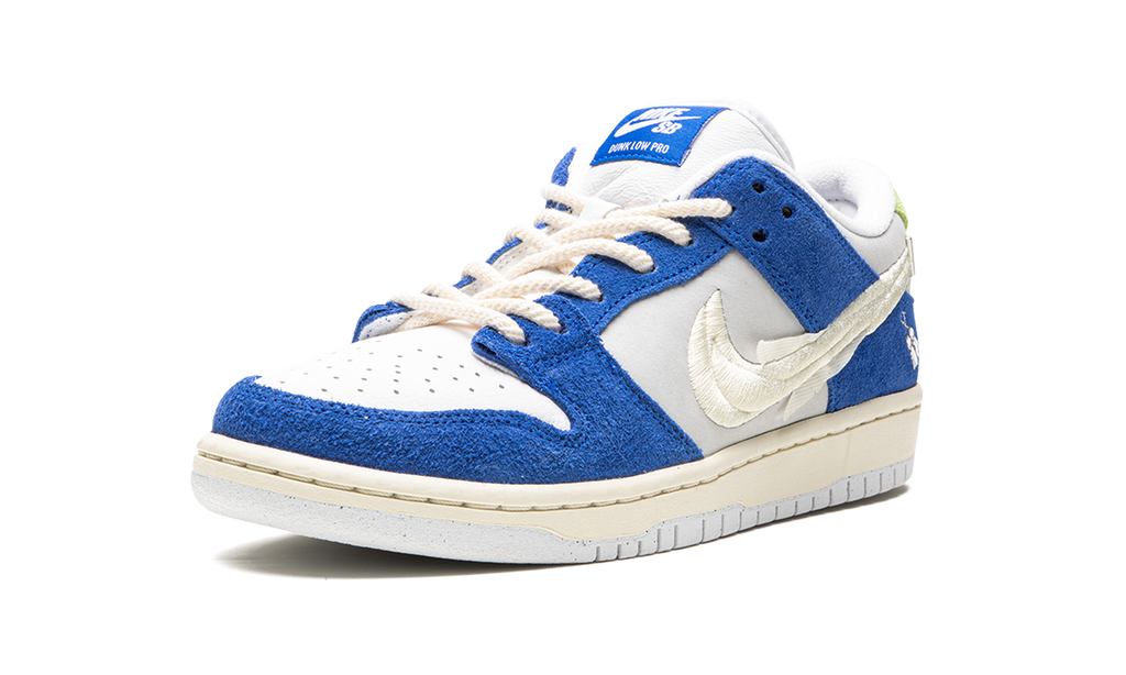 SB Dunk Low "Fly Streetwear - Gardenia" DQ5130 400