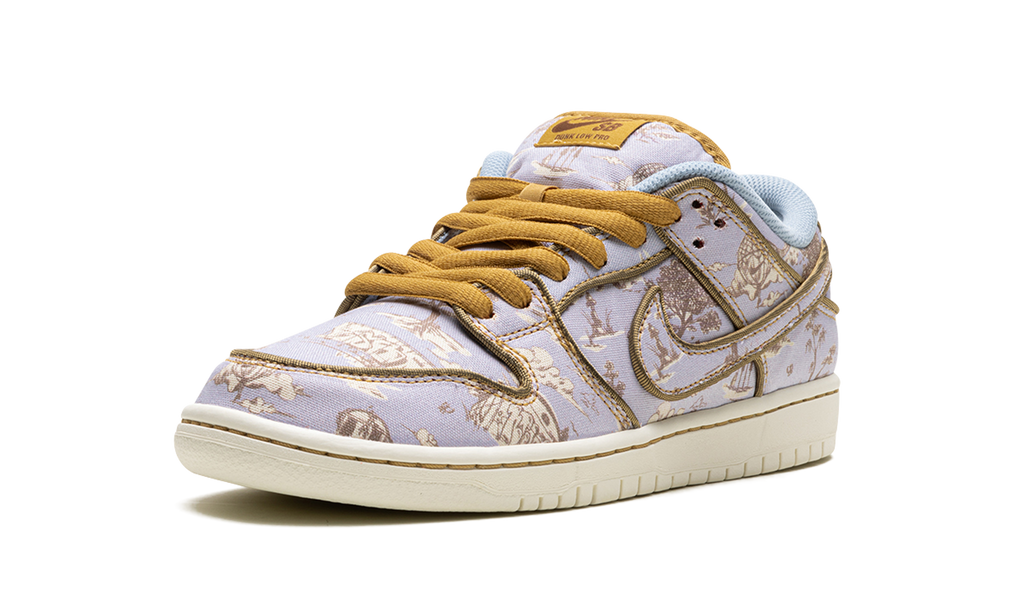 SB Dunk "Pastoral Print" FN5880 001