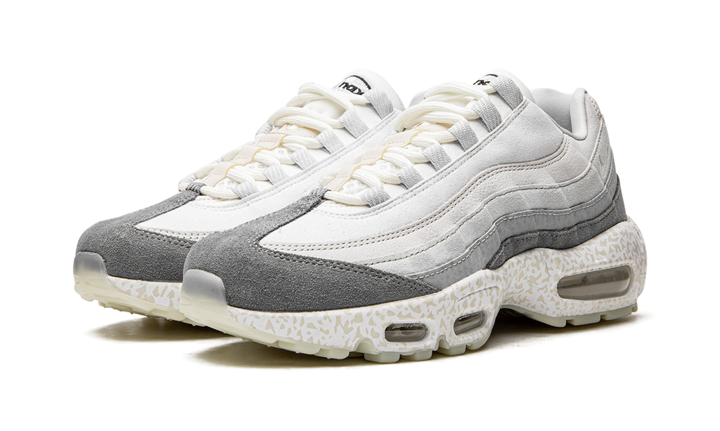 Air Max 95 QS "Light Bone-Glow in the Dark" DV2593 100