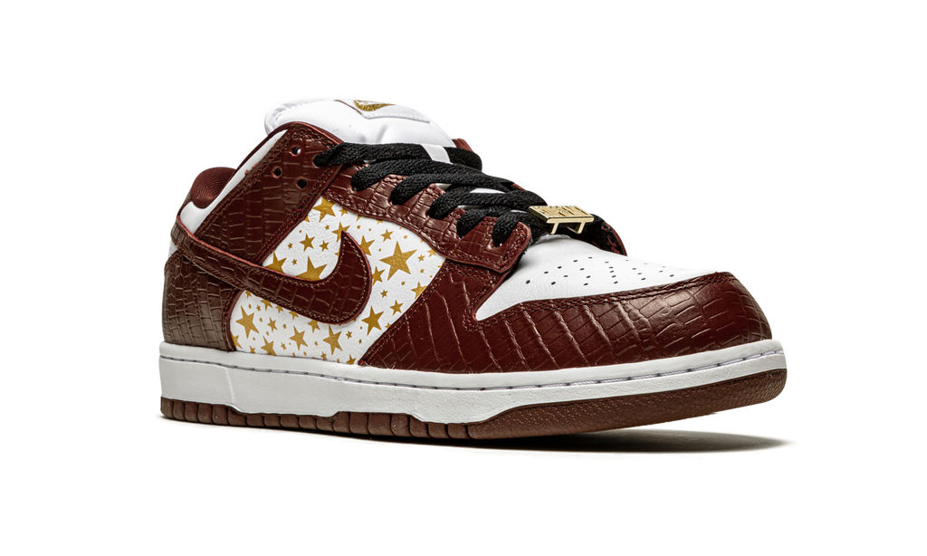SB Dunk Low "Supreme - Stars - Barkroot Brown" DH3228 103