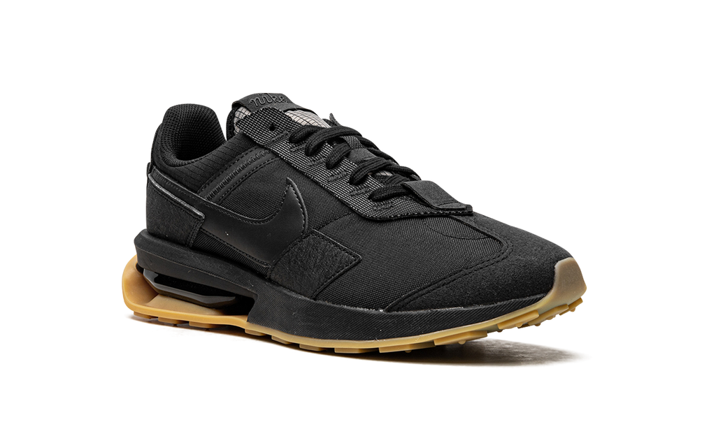 Air Max Pre-Day "Black Gum" DZ4397 001