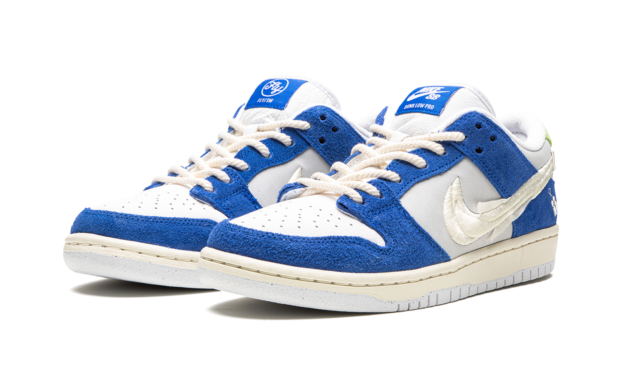 SB Dunk Low "Fly Streetwear - Gardenia" DQ5130 400
