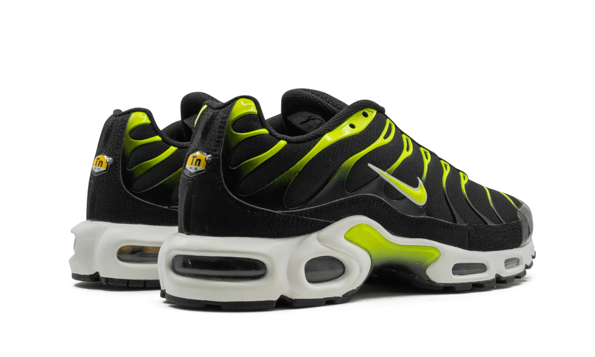 Air Max Plus "Black Volt" 852630 037