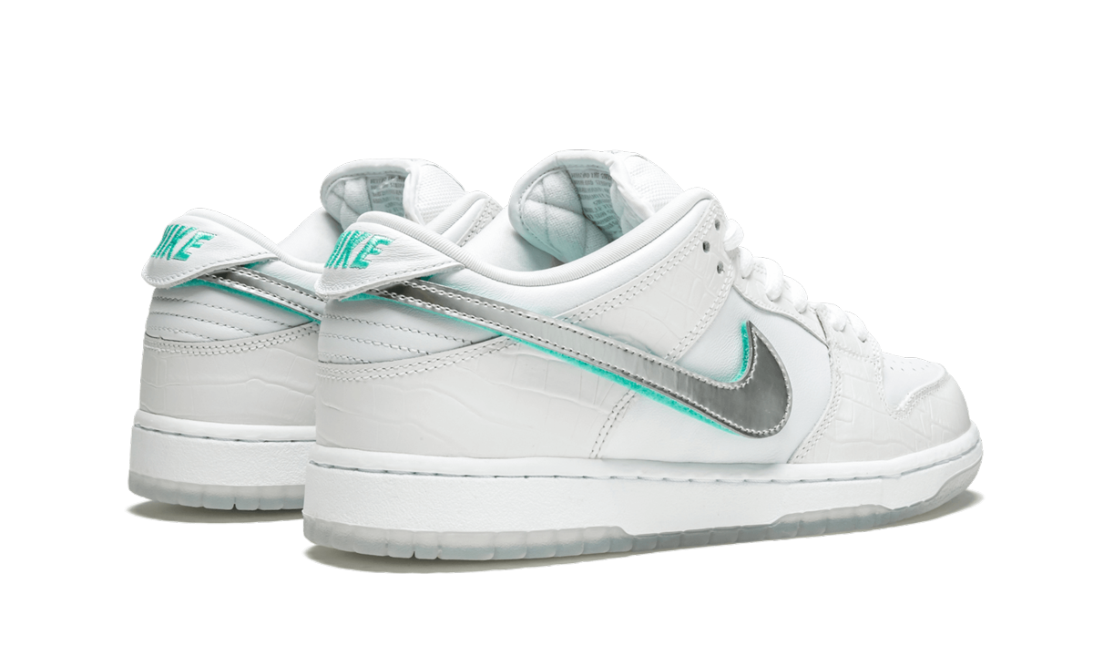 SB Dunk Low Pro OG QS "Diamond Supply White" BV1310 100