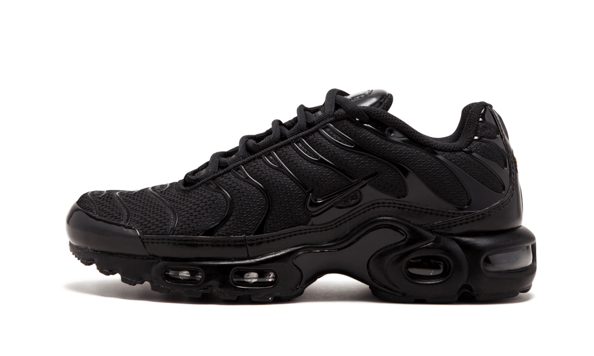 Air Max Plus "Triple Black" 604133 050
