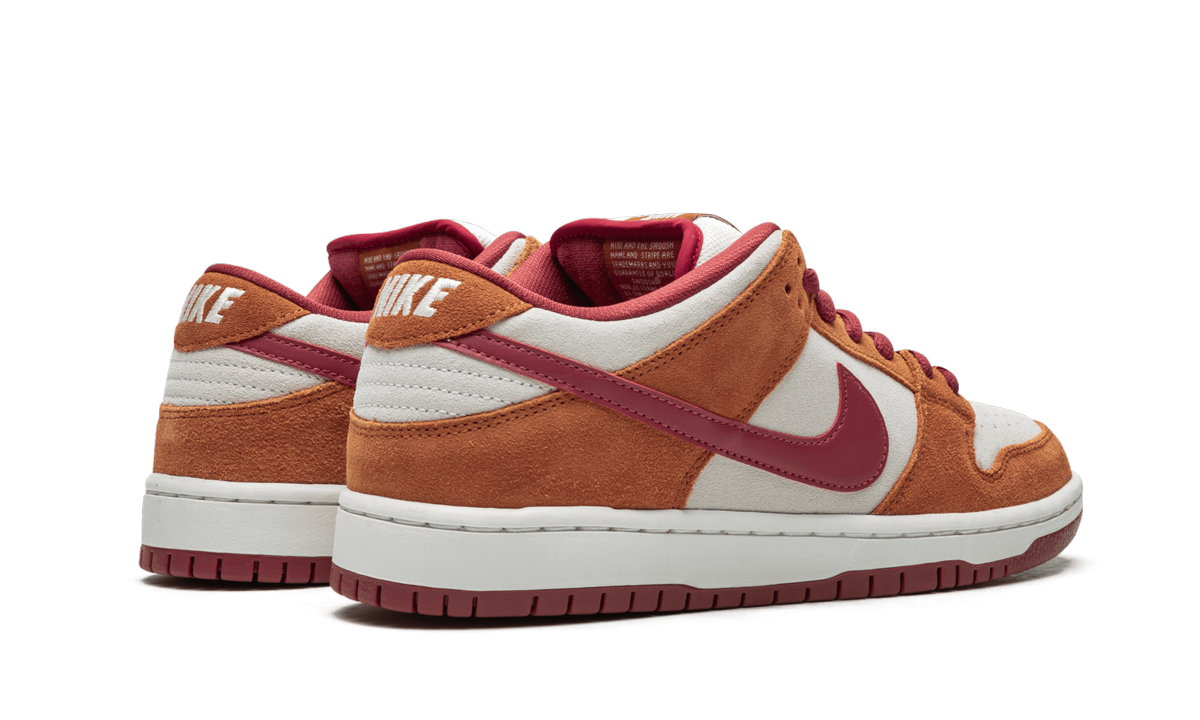 SB Dunk Low Pro "Dark Russet" BQ6817 202