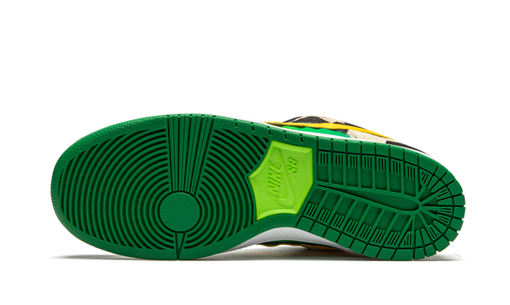 SB Dunk Low "Ben & Jerry's - Chunky Dunky" CU3244 100