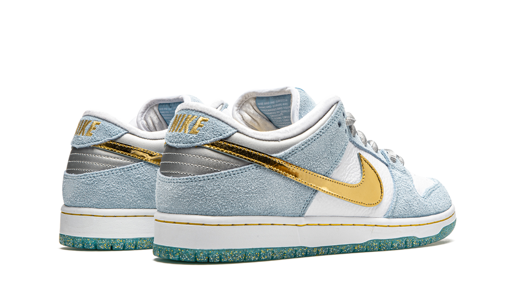 SB Dunk Low "Sean Cliver - Holiday Special" DC9936 100