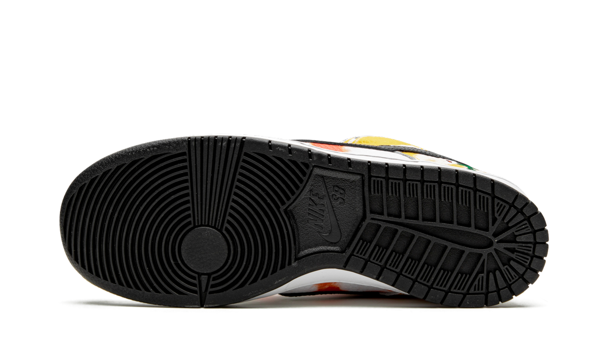 SB Dunk Low "Tie-Dye Rayguns 2019 - White" BQ6832 101