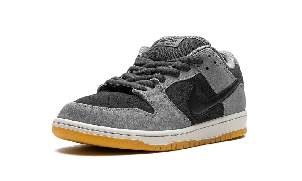 SB Dunk Low "Dark Smoke Grey" HF3063 001