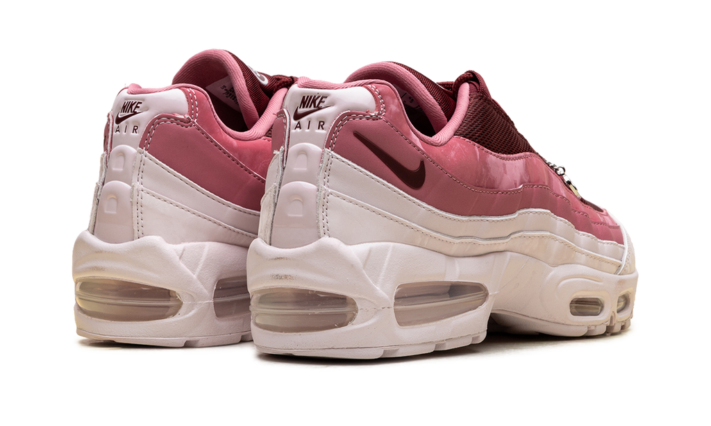 Air Max 95 WMNS "Valentine's Day 2026" IB8155 600