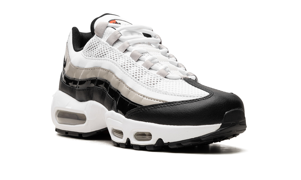 AIR MAX 95 WMNS "Light Iron Ore / Black Patent" DR2550 100