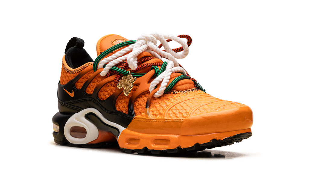 Air Max Plus "Homecoming Safety Orange" IM4960 800