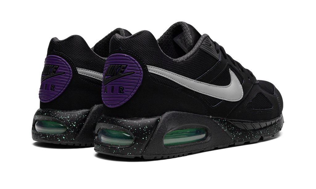 Air Max IVO "Black Metallic Silver" 580518 005