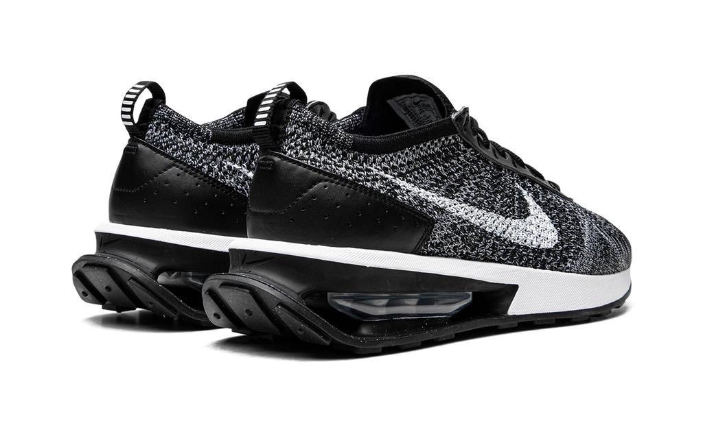 Air Max Flyknit Racer "Oreo" DJ6106 001