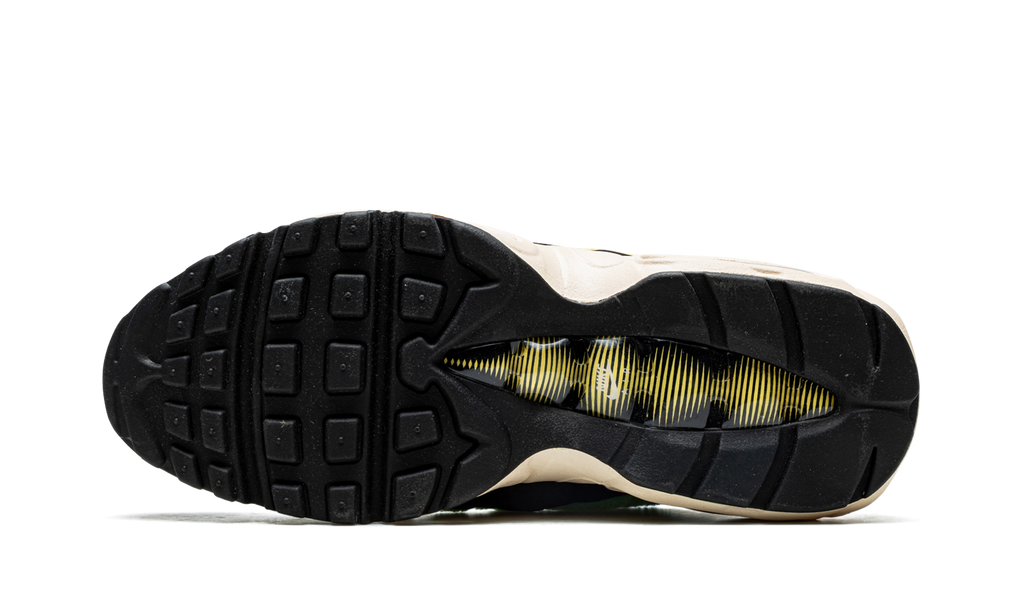 AIR MAX 95 PRM WMNS "Black Fur" DB9577 001