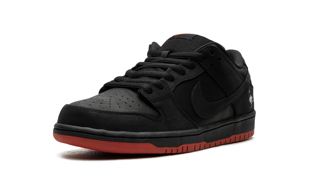 SB Dunk Low TRD QS "Black Pigeon" 883232 008