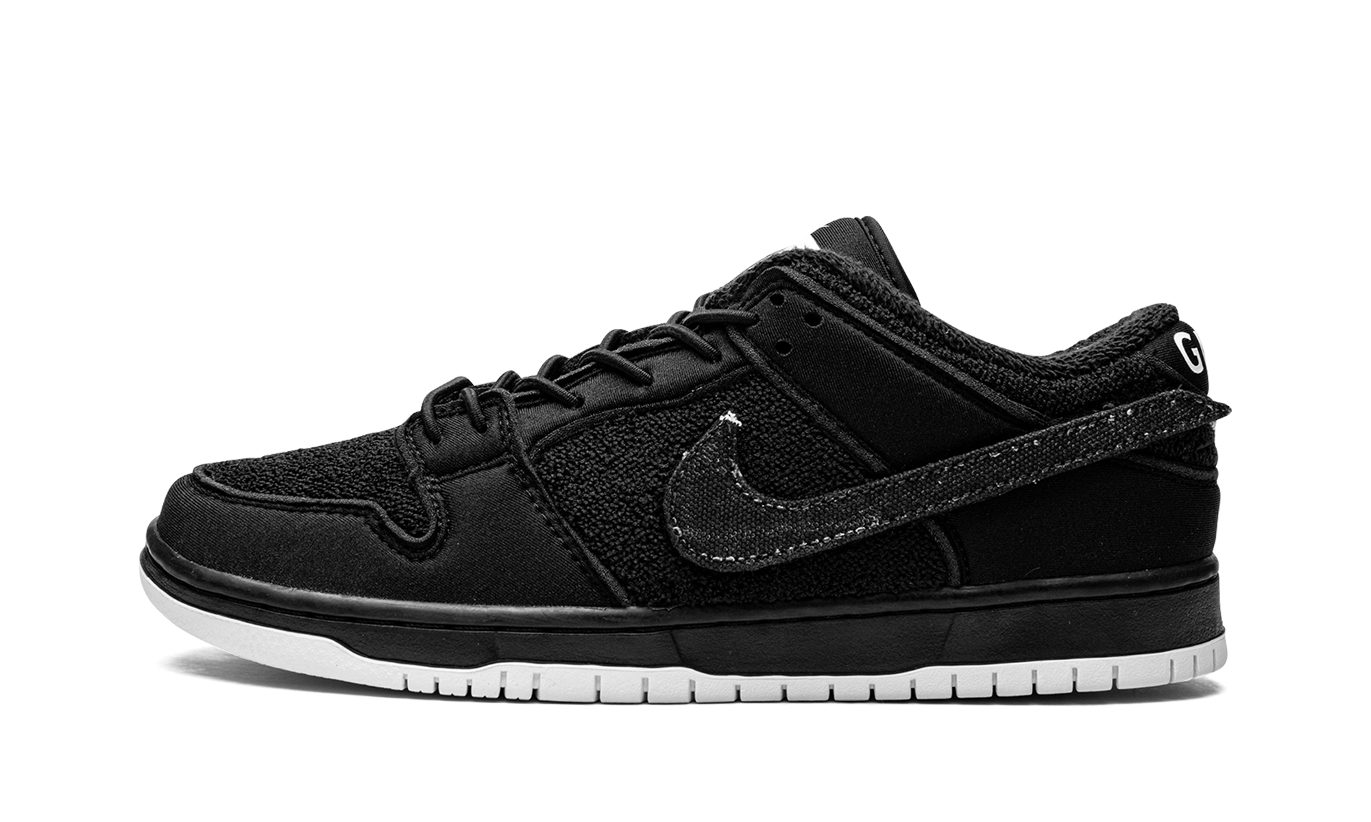 SB Dunk Low "Gnarhunters" DH7756 010
