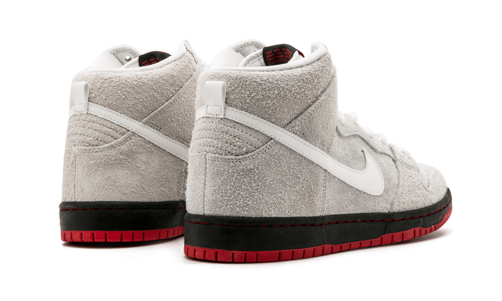 SB DUNK HIGH TRD QS "BLACK SHEEP" 881758 110