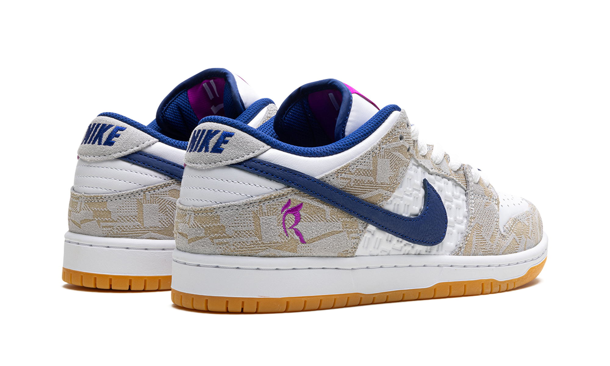 SB Dunk "Rayssa Leal" FZ5251 001
